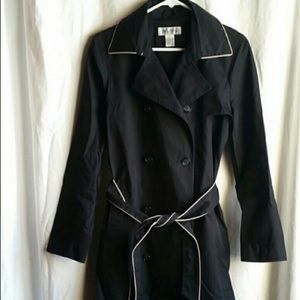 Brooks Brothers Women’s M, Like New Trench Coat